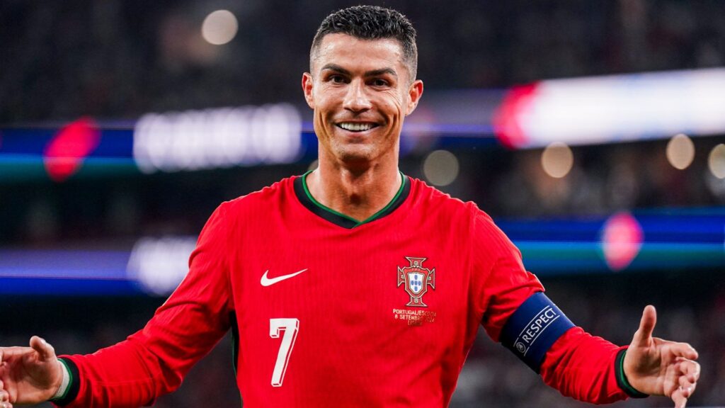 cristiano-ronaldo-top-10-greatest-footballers-of-all-time.jpg